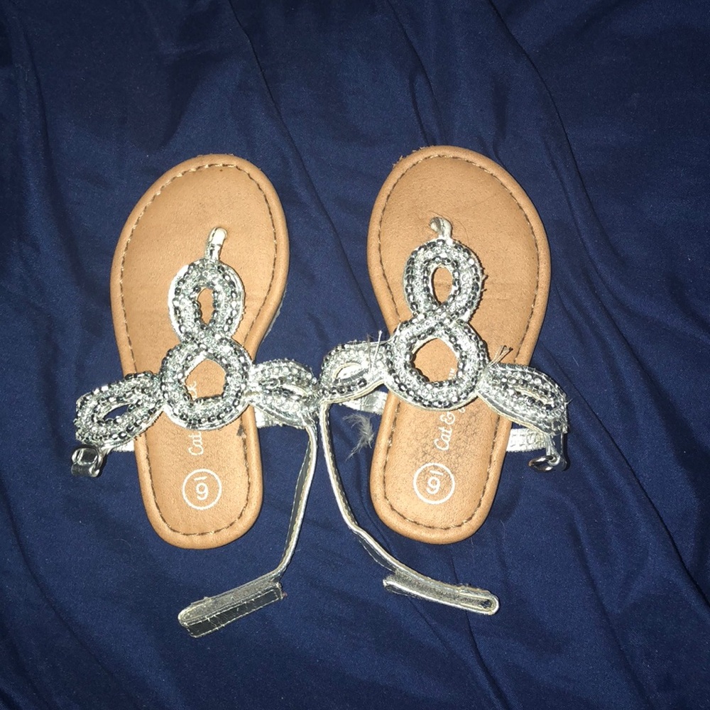 Kids size 6 Sandals